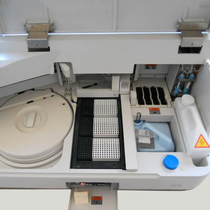 IMMUNOLOGY ANALYZER ROCHE Elecsys 2010 - Bioprom